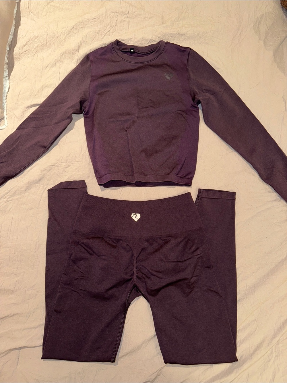 2 pc SET Women’s Best Plum Purple dfyne Leggings Set with Long Sleeve Crop Top
